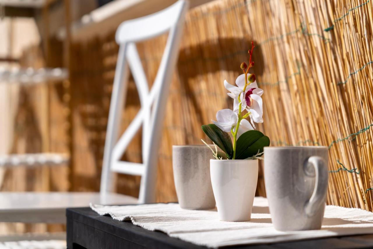 Casa Del Sole, In Via Sicilia Vicino Al Mare Apartman Terracina Kültér fotó