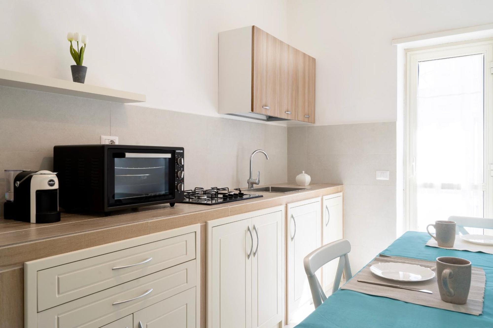 Casa Del Sole, In Via Sicilia Vicino Al Mare Apartman Terracina Kültér fotó