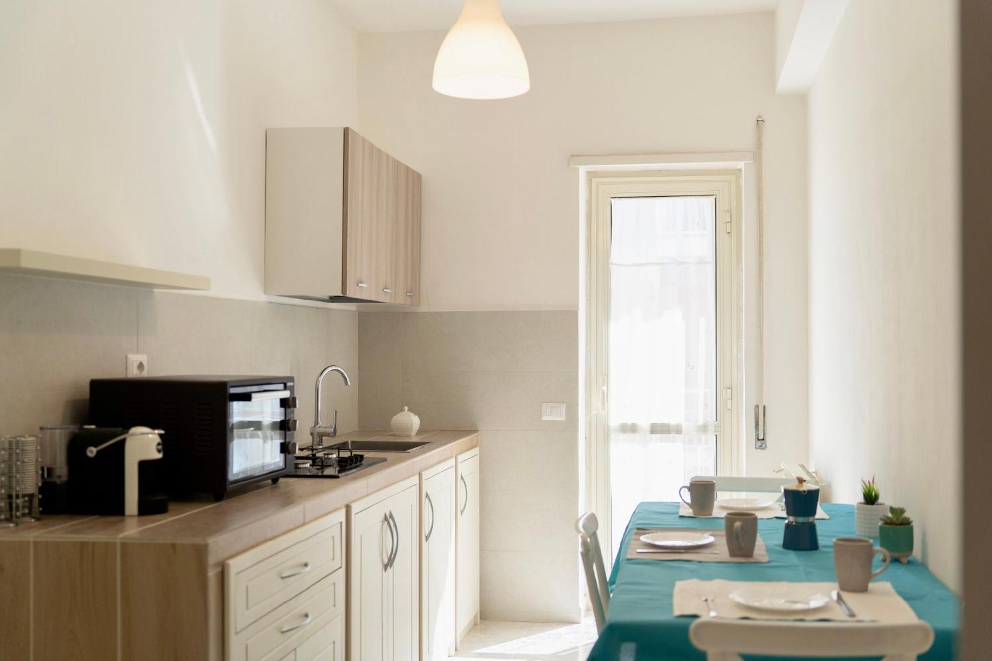 Casa Del Sole, In Via Sicilia Vicino Al Mare Apartman Terracina Kültér fotó